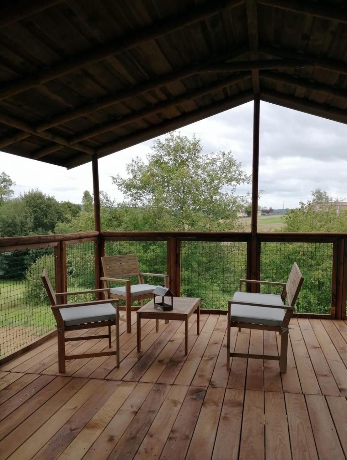Camping Et Hotel Chateau Du Haget Montesquiou Exterior foto
